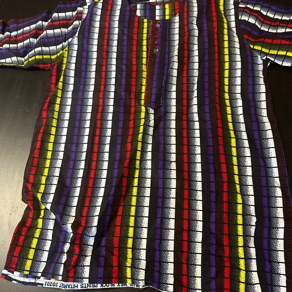 African attire - Picture 2 of 2